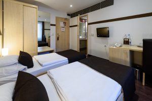 promenade-city-hotel-double-twin-room